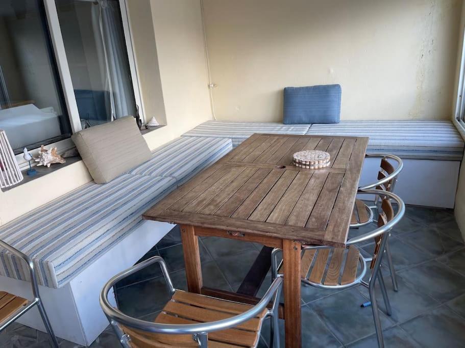 Apartment Sur Le Port Face A La Citadelle *